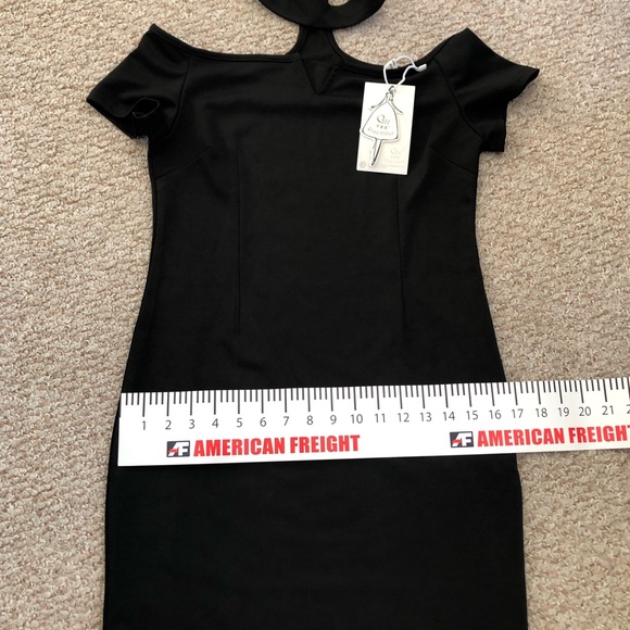 LBD ... new with tags .. fits a Size S - Picture 5 of 5